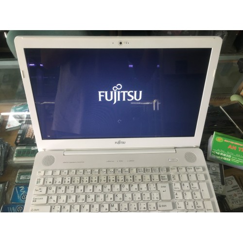 Laptop Fujitsu FMVA50A3WP, i7-6700HQ, DDR4 8G