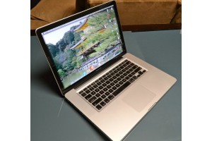 Macbook Pro (15-inch, Early 2011), i7, dual VGA